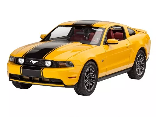 Revell - 2010 Ford Mustang GT